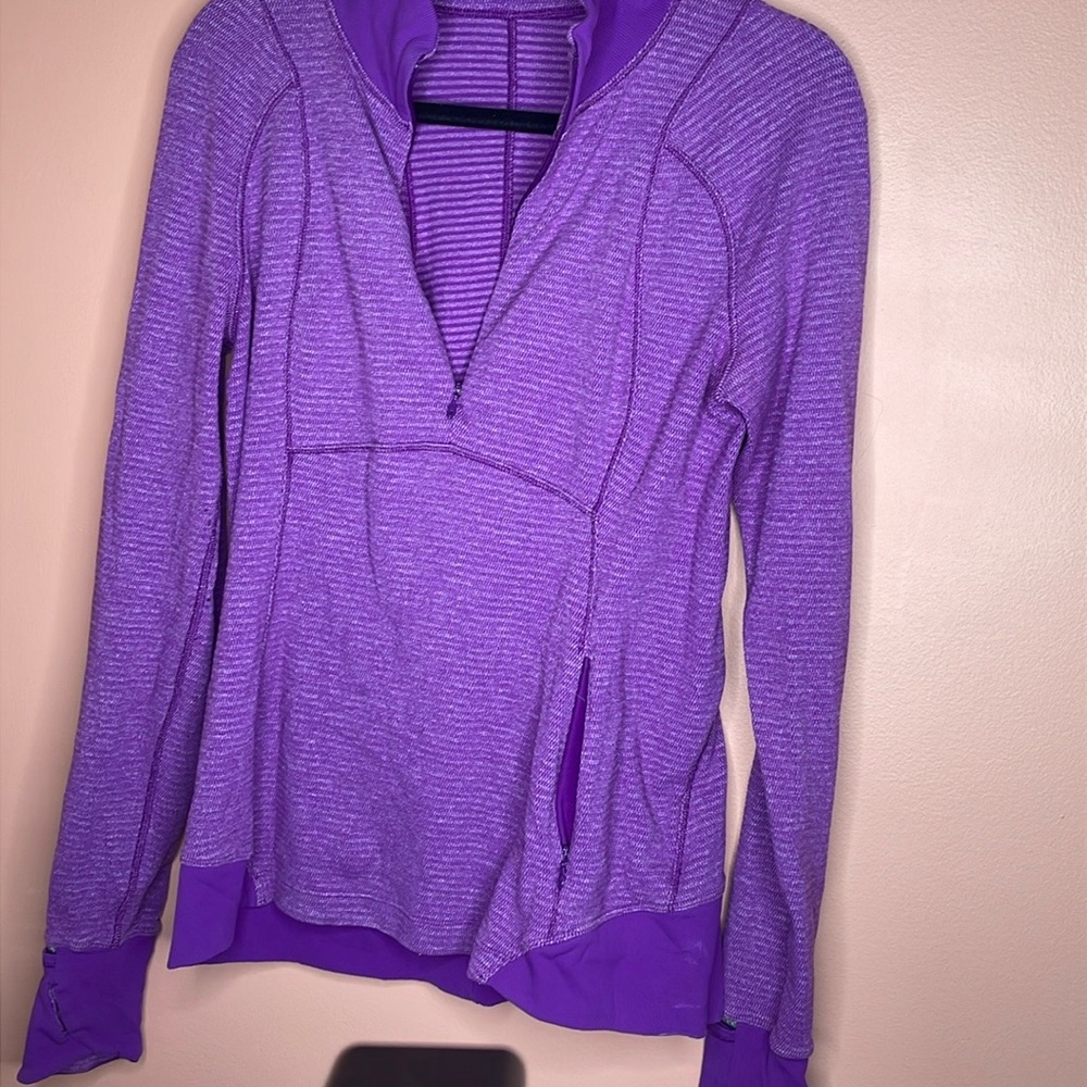 Lululemon 1/4 zip sweatshirt Magenta L